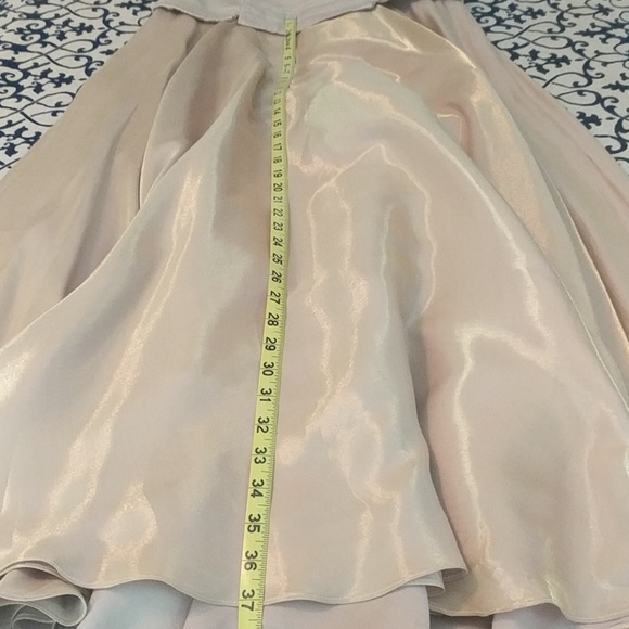 Gold formal gown - Picture 7 of 7